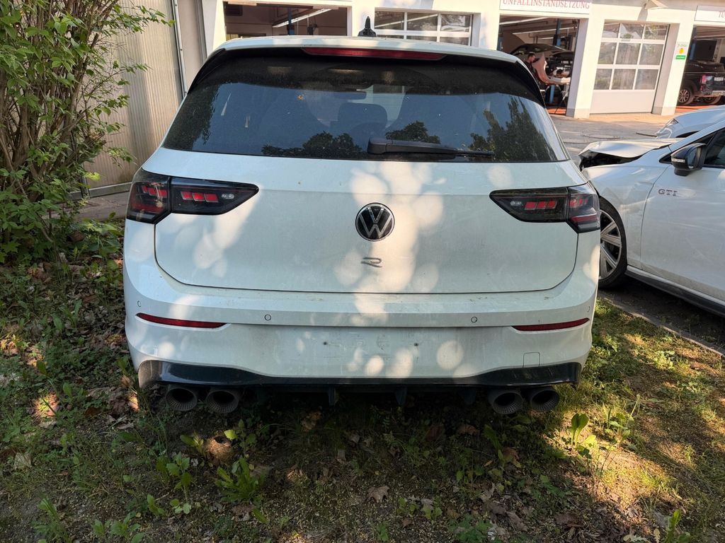 VW Golf VIII R/PERFORMANCE/IQ LIGHT/NAPPA VW Golf VIII R/PERFORMANCE/IQ LIGHT/NAPPA