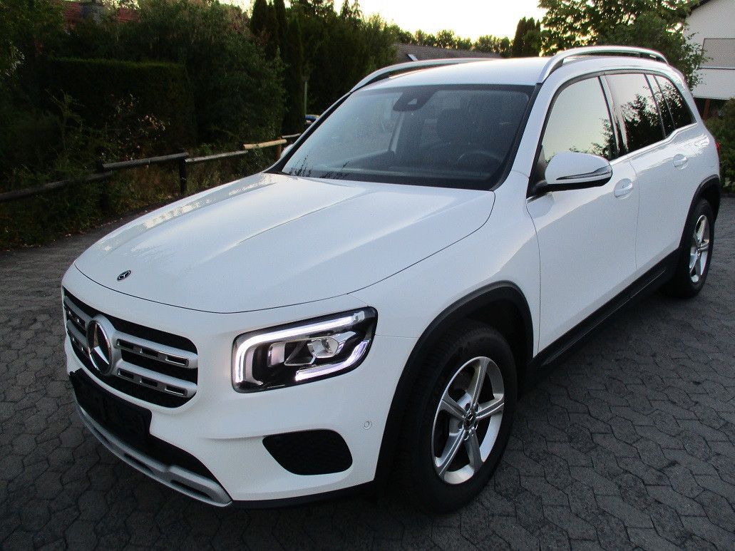 Mercedes-Benz GLB 200 d+Leder+AHK+LED Scheinwerfer