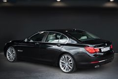 BMW 730d xDrive AHK HUD - TOP Ausstattung Unfallfrei