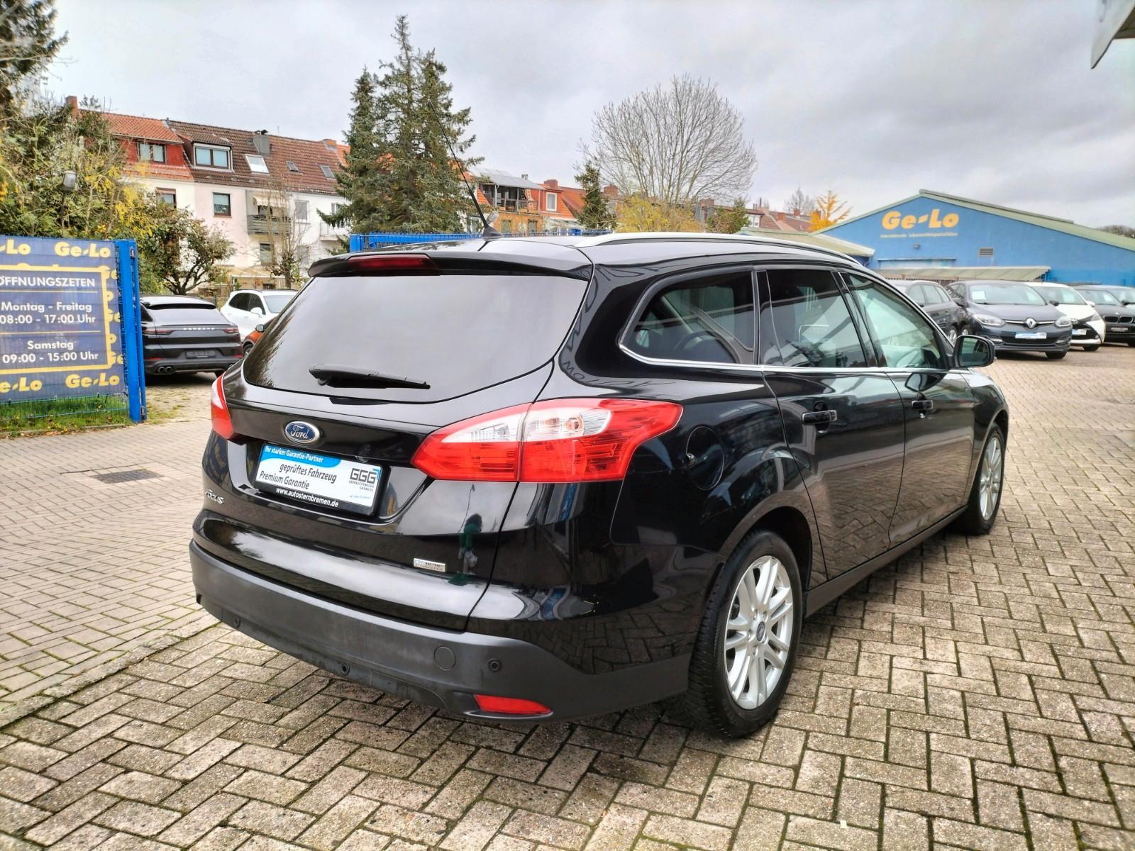 Ford Focus 2012 — photo 7