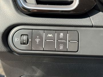 Kia Ceed 1.5 T DCT Vision Navi Sitzheizung Kamera