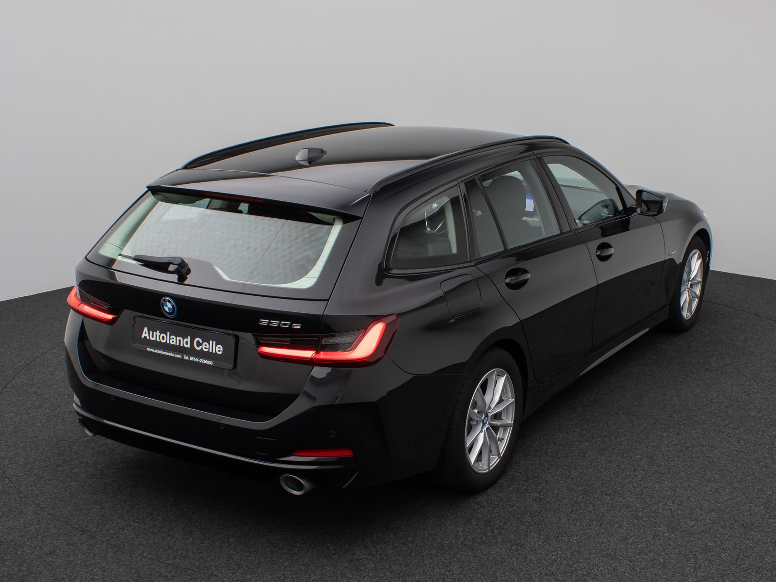 Fahrzeugabbildung BMW 330e DAB CockPit+ PDC LED Geschwindigkeitsreg