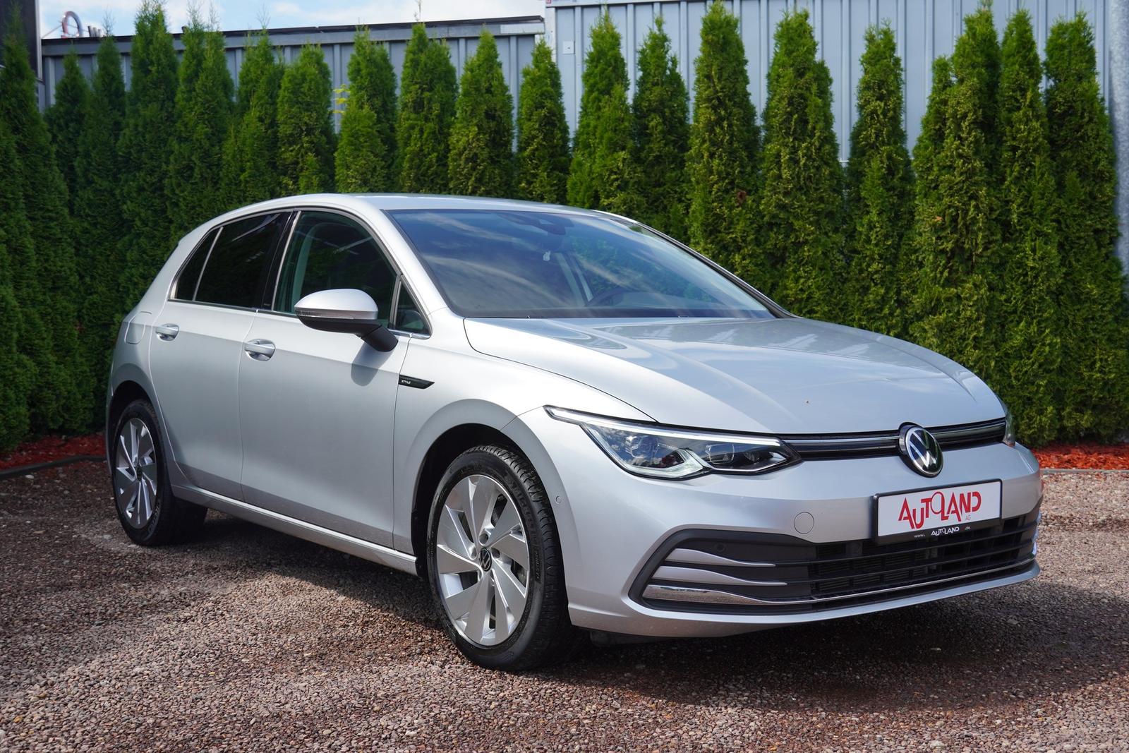 Volkswagen Golf VIII 1.5 TSI Style LED ACC Kamera AHK Navi, миниатюра 5