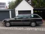 Mercedes-Benz Mercedes Benz 220 TE Youngtimer - Mercedes-Benz 220: Te