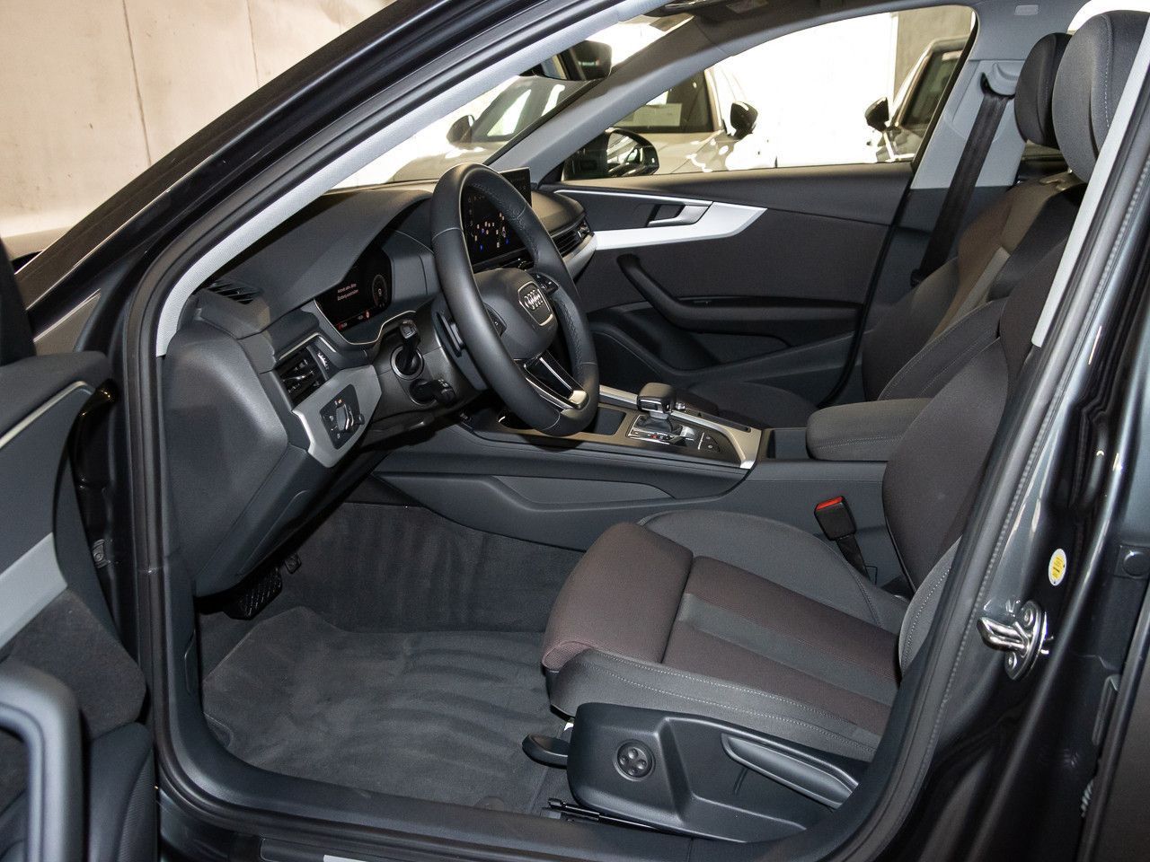 Audi A4 - Bild 21