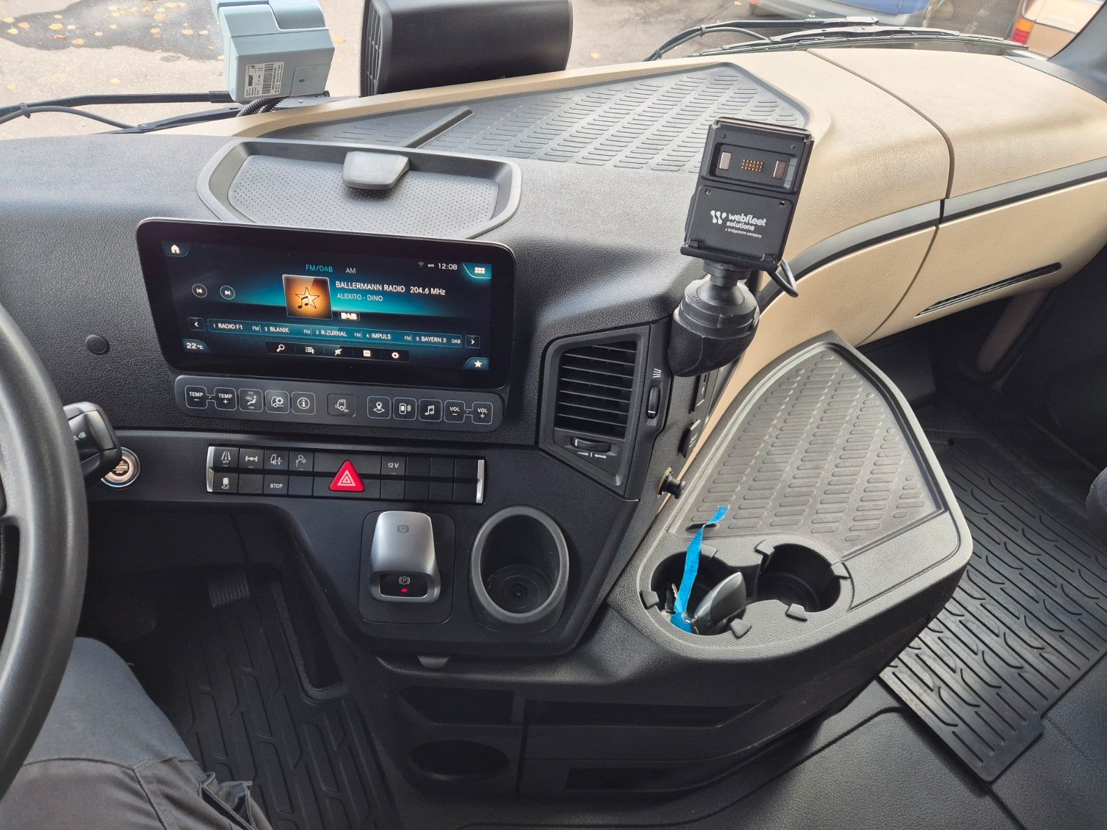 Fahrzeugabbildung Mercedes-Benz Actros 1848 LS Hydraulik Reatarder Standklima