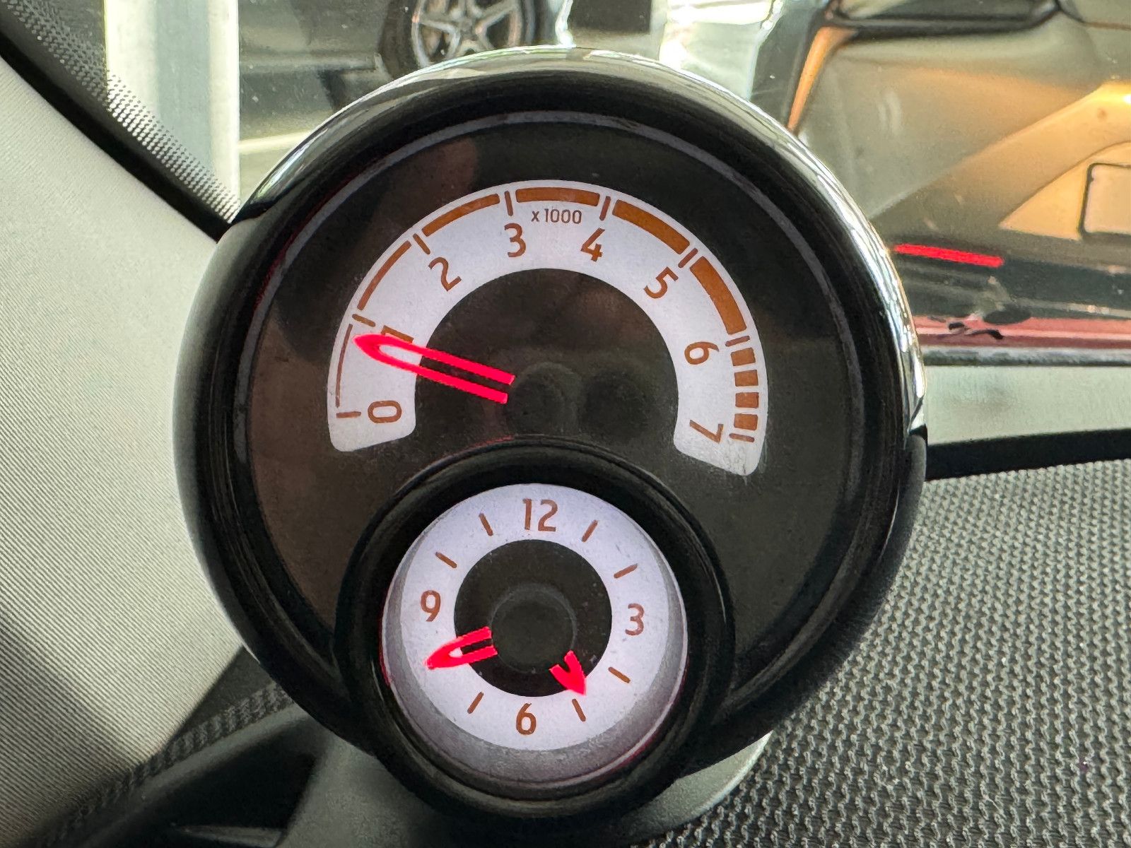 Fahrzeugabbildung Smart ForFour PASSION NAVI PDC SITZHEIZUNG SCHECKHEFT