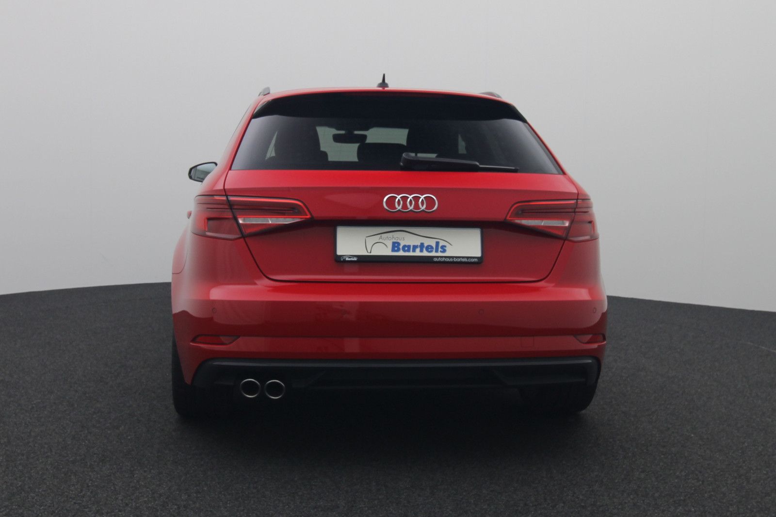 Fahrzeugabbildung Audi A3 Sportback 35 TFSI sport Navi AHK LED