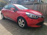 Renault Clio 1.2 Automatik Navi Sitzhzg Tempo PDC5 türig - Renault Clio Gebrauchtwagen in Hannover