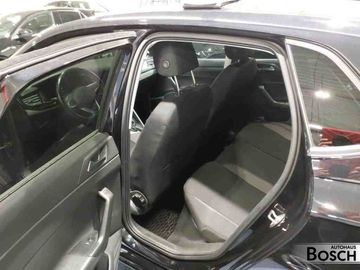 Volkswagen Polo - 8