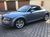 Audi TT R gletscherblau, TÜV Juni 2028 - Audi TT in Frankfurt (Main)