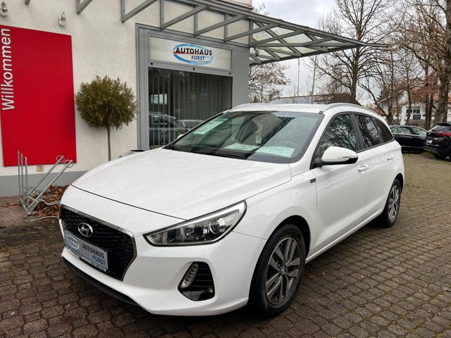 Hyundai i30 Family +Klima*Navigation*Kamera*1.Hand*