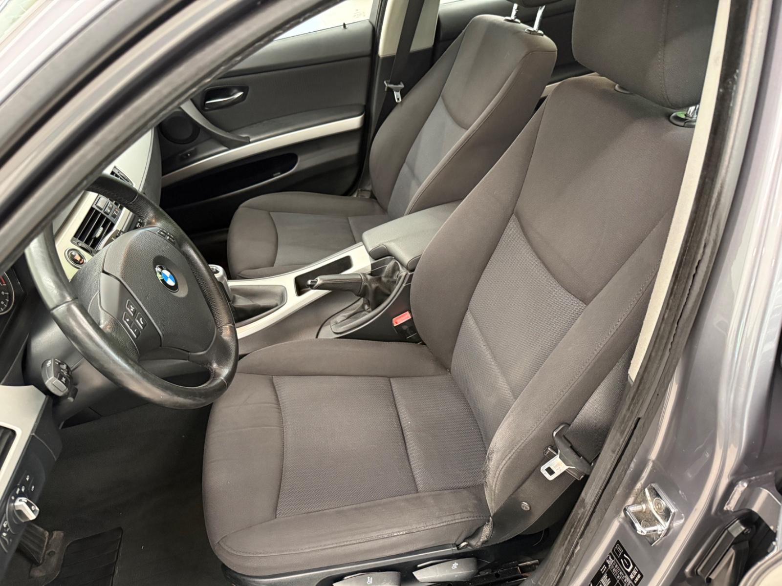 BMW 318 i Touring Klima SHZ 2 Hand