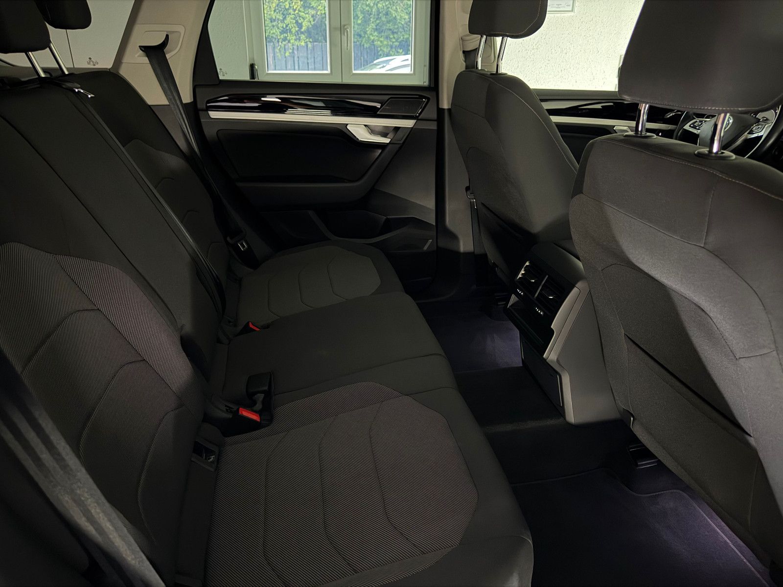 Fahrzeugabbildung Volkswagen Touareg 3.0 TDI 4Motion/KAMERA/ACC/AHK/LED
