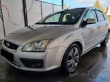 Ford Focus 1,8TDCi Sport Sport - Ford Focus aus 2005 mit Diesel-Antrieb