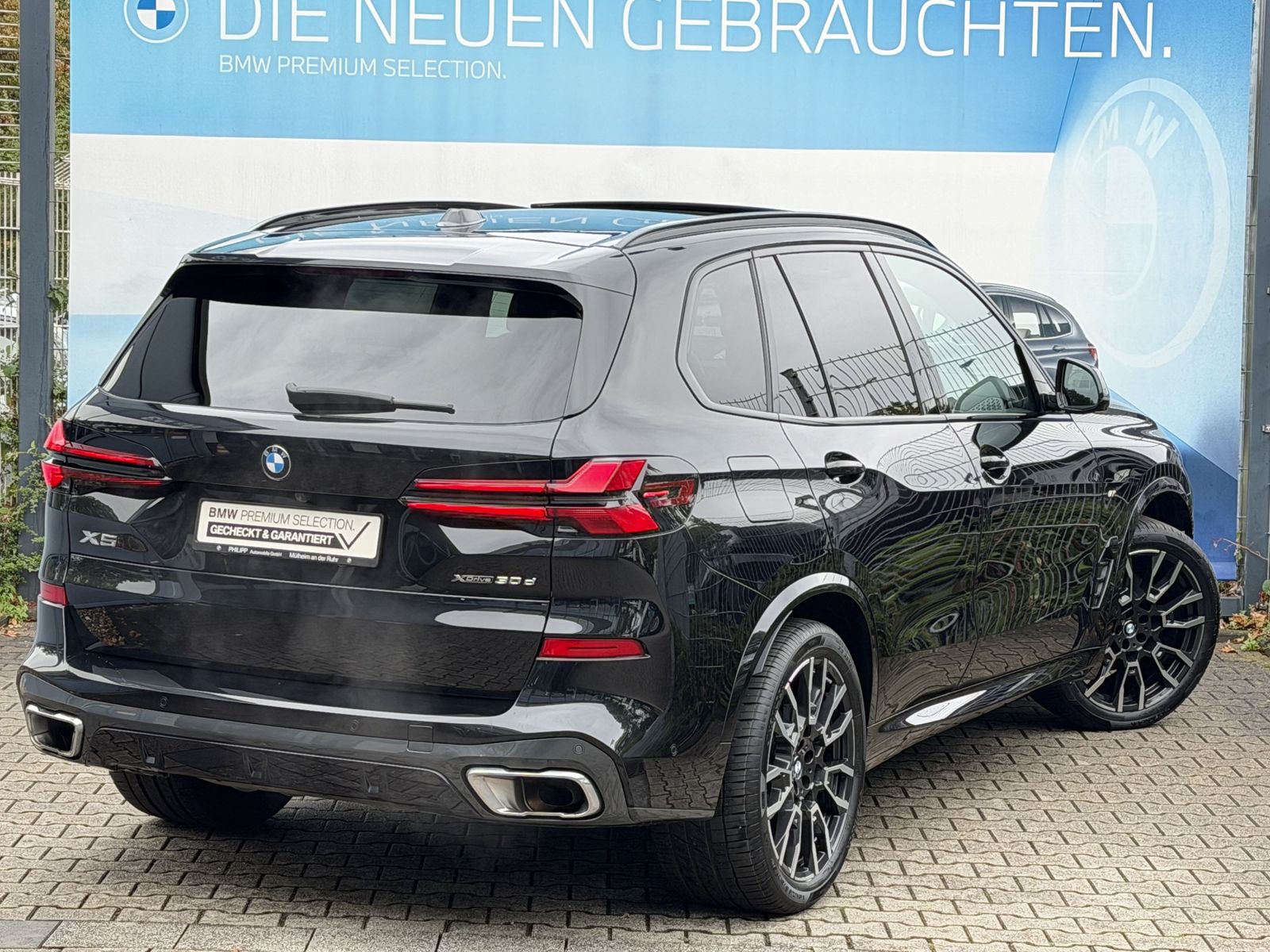 BMW X5 xDrive30d M Sport StHzg AHK Pano 2-Achs Luft foto 3