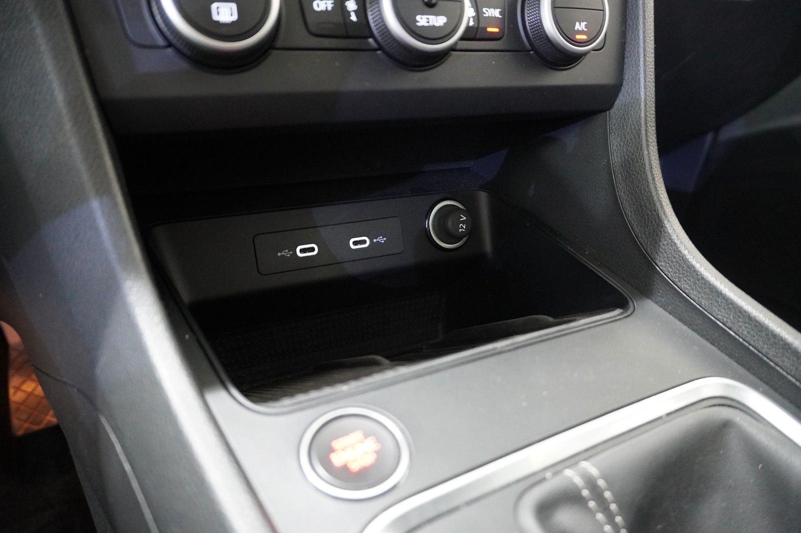 Fahrzeugabbildung SEAT Ateca 2.0 TDI 4DRIVE STYLE NAVI/LED/SH/SPORT/AHK