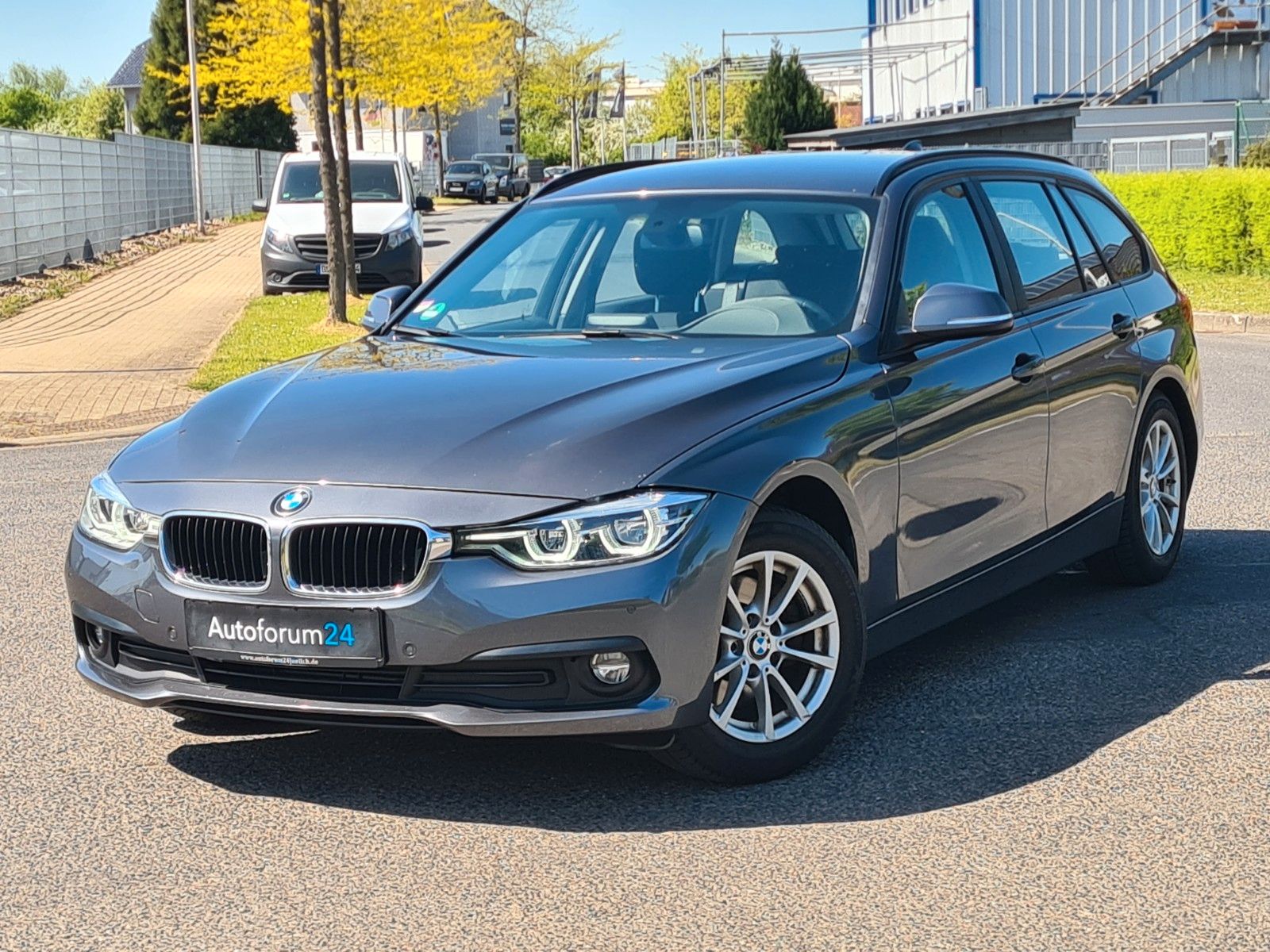 BMW 320 3 Touring 320 d*Autom.*LED*PDC*SHZ*