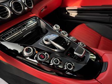 2015 Mercedes-BENZ AMG GT 缩略图 32