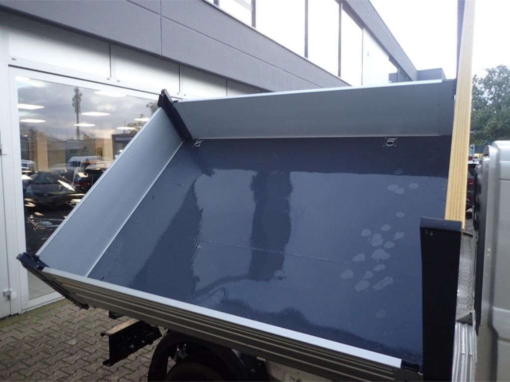 Fahrzeugabbildung Piaggio Porter NP6 Allrad 3-Seitenkipper LPG Singlewheel