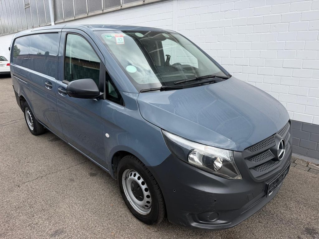 Image of Mercedes-Benz Vito