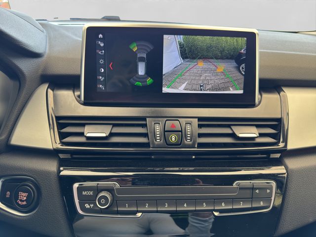 Fahrzeugabbildung BMW 220 Gran Tourer Automatik+Kamera+Pano+ACC+HUD