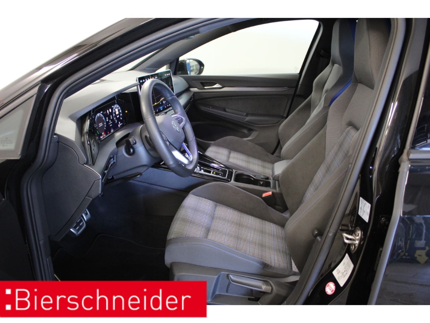 Volkswagen Golf 8 1.5 TSI DSG e-Hybrid GTE PA Black Style 1 foto 3