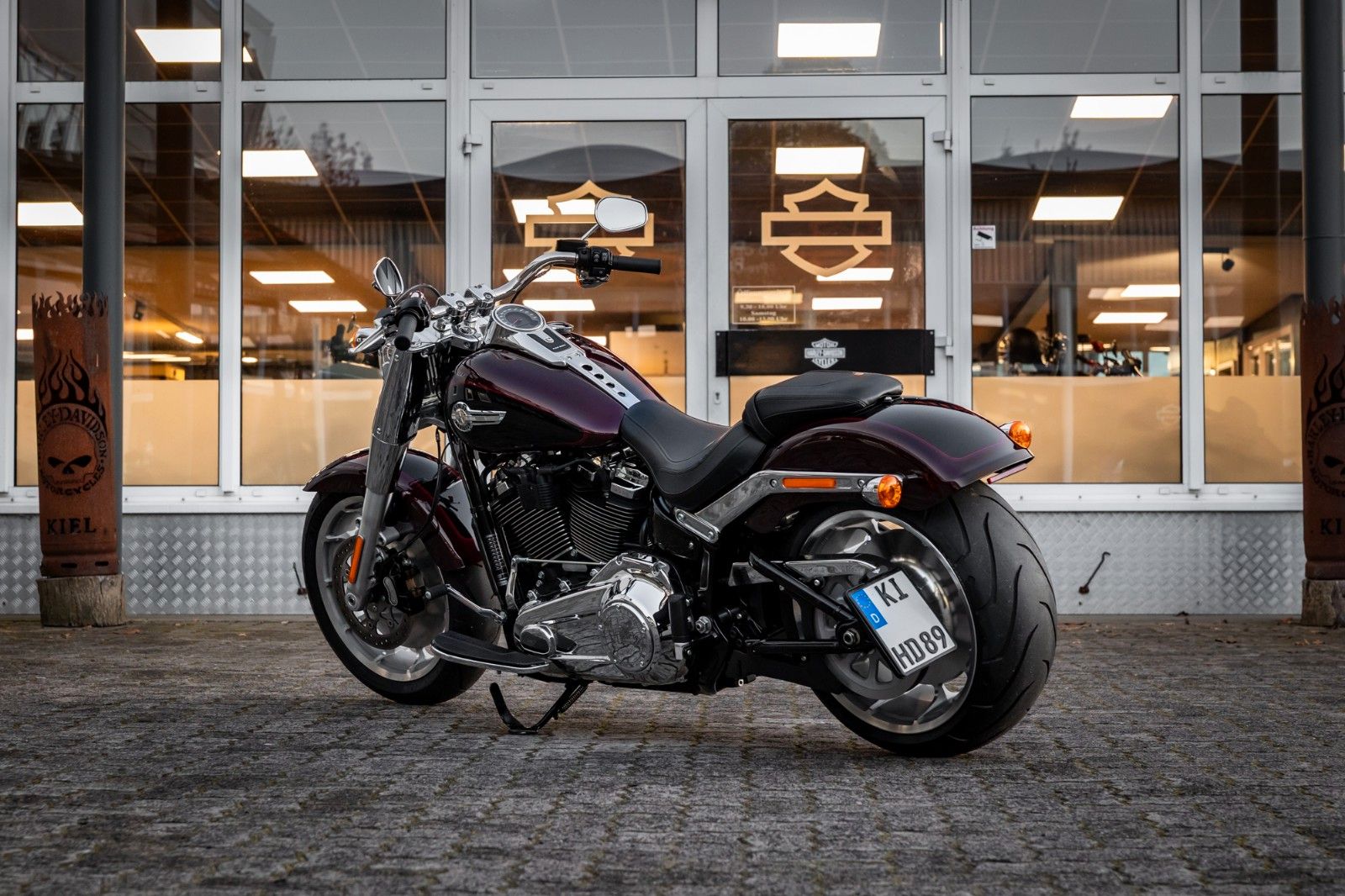 Fahrzeugabbildung Harley-Davidson FLFBS FAT BOY 114 -SOFTAIL-Midnight Crimson