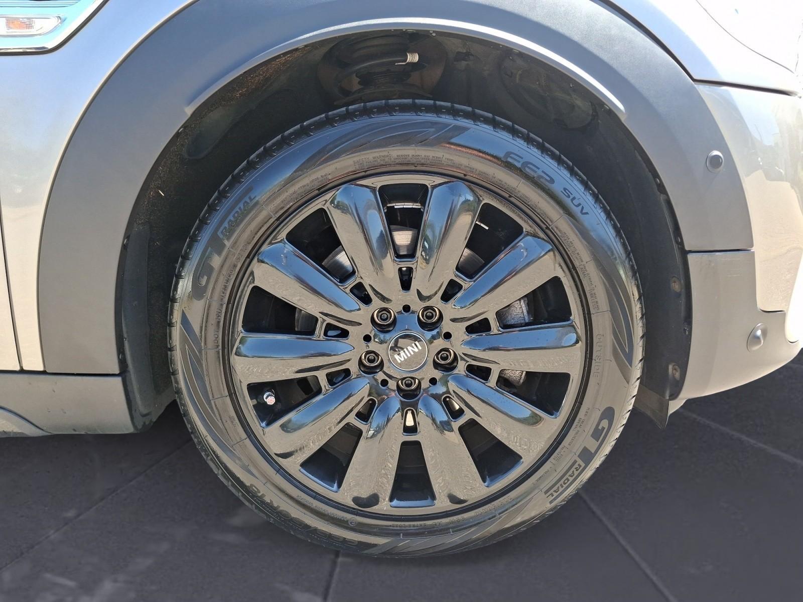 MINI SE. Countryman (Cooper) ALL4 Navi RFK HiFi Pano