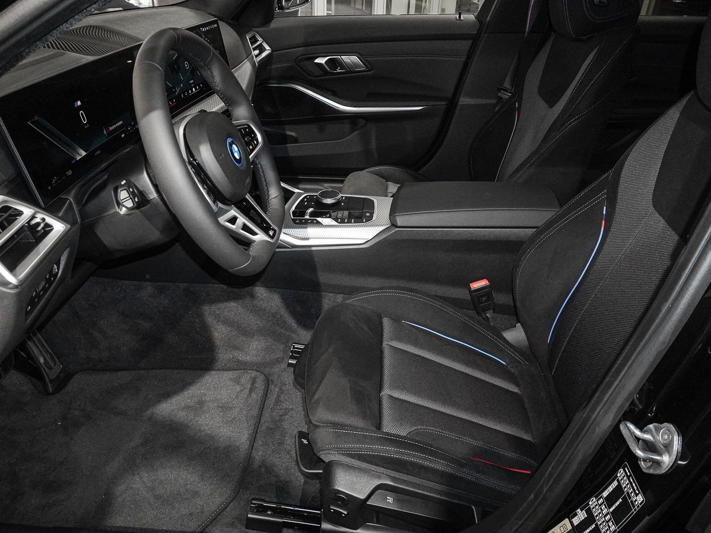 BMW 330 - Bild 11