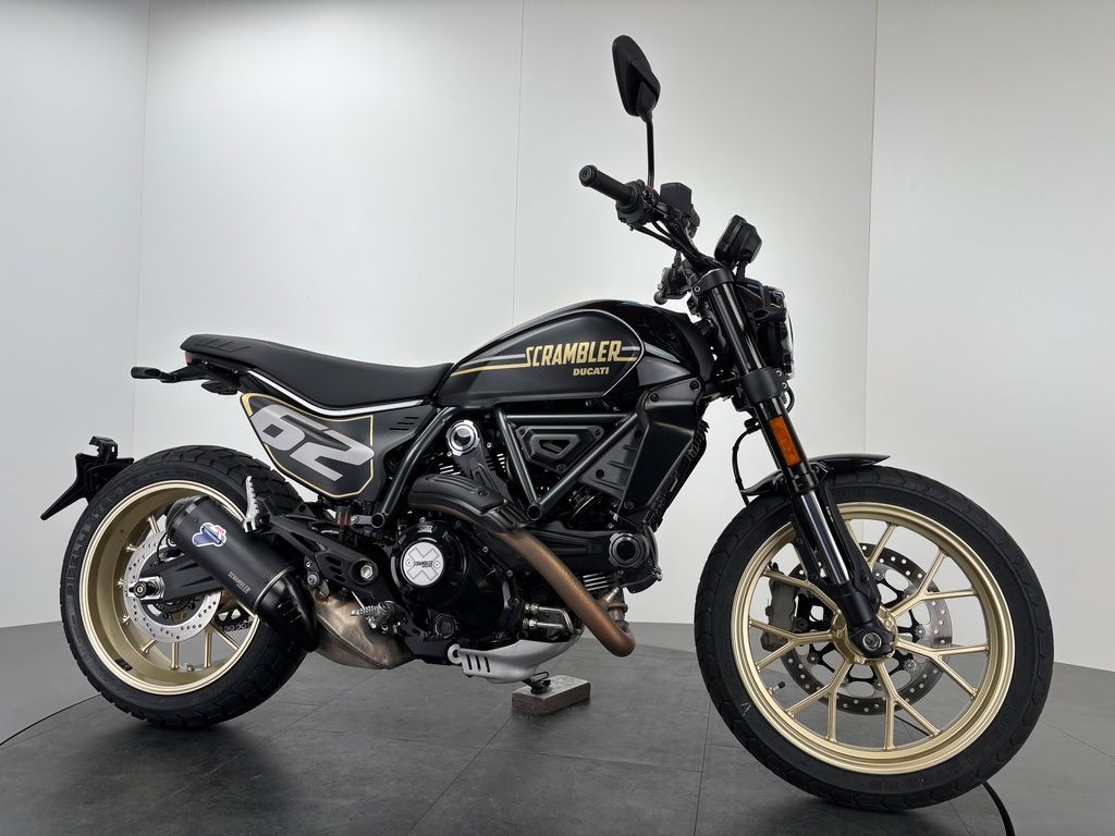 Fahrzeugabbildung Ducati SCRAMBLER FULL THROTTLE *NEUWERTIG *1. HAND