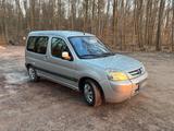 Peugeot partner - gebrauchte Peugeot Partner aus dem Jahr 2003