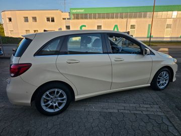 Mercedes B 180 - 11