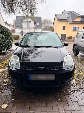 Ford Fiesta 1.3 Tüv 11/25