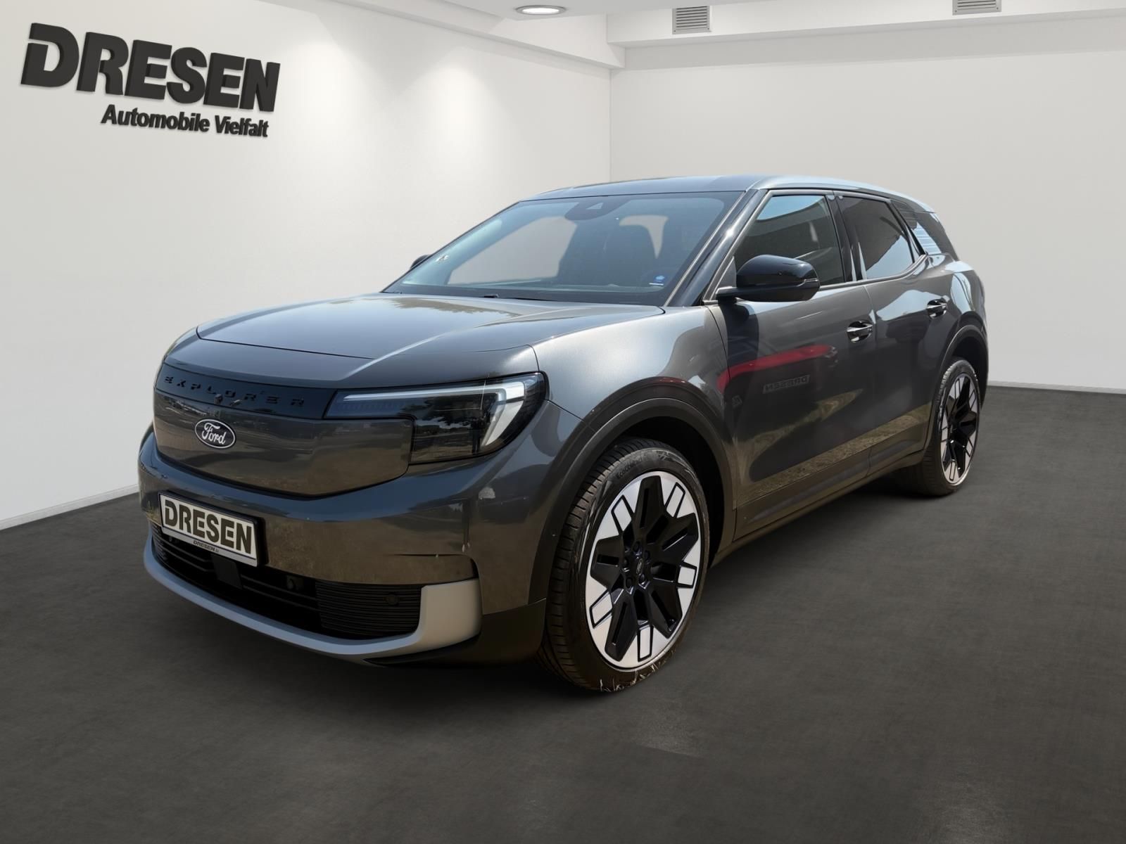 Ford Explorer AWD Extended Range