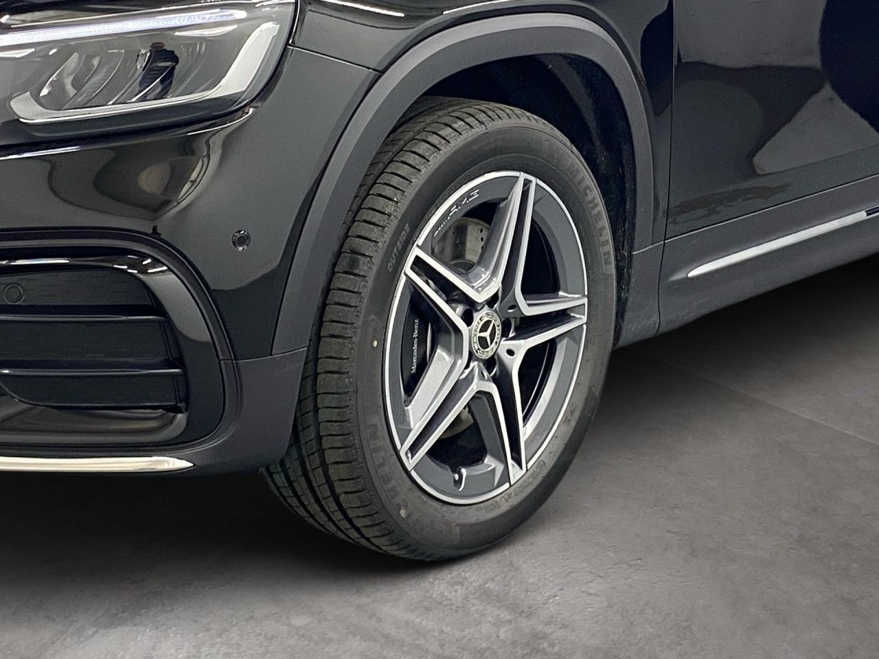 Mercedes-Benz GLB 220 d 4Matic AMG+360°+AHK+HANDS-FREE+DISTR foto 7