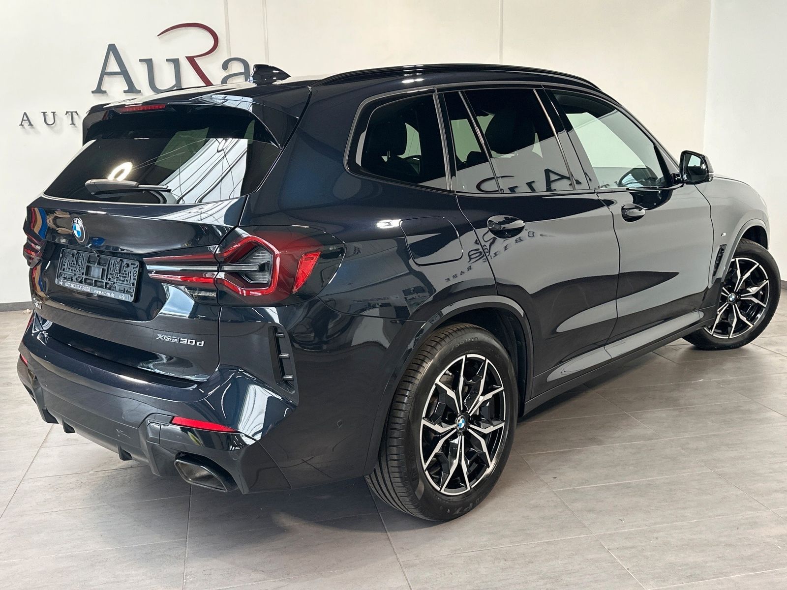 Fahrzeugabbildung BMW X3 xDrive30d M-Sport NAV+LED+PANO+AHK+HUD+360°