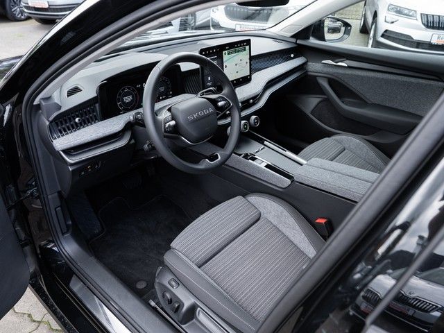 Superb Combi 2.0 TSI Selection 4x4 DSG AHK+MATRI