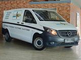 Mercedes-Benz Vito Kasten 114 CDI FWD lang-Tüv 08/2027-AHK - Mercedes-Benz Vito: 2.2