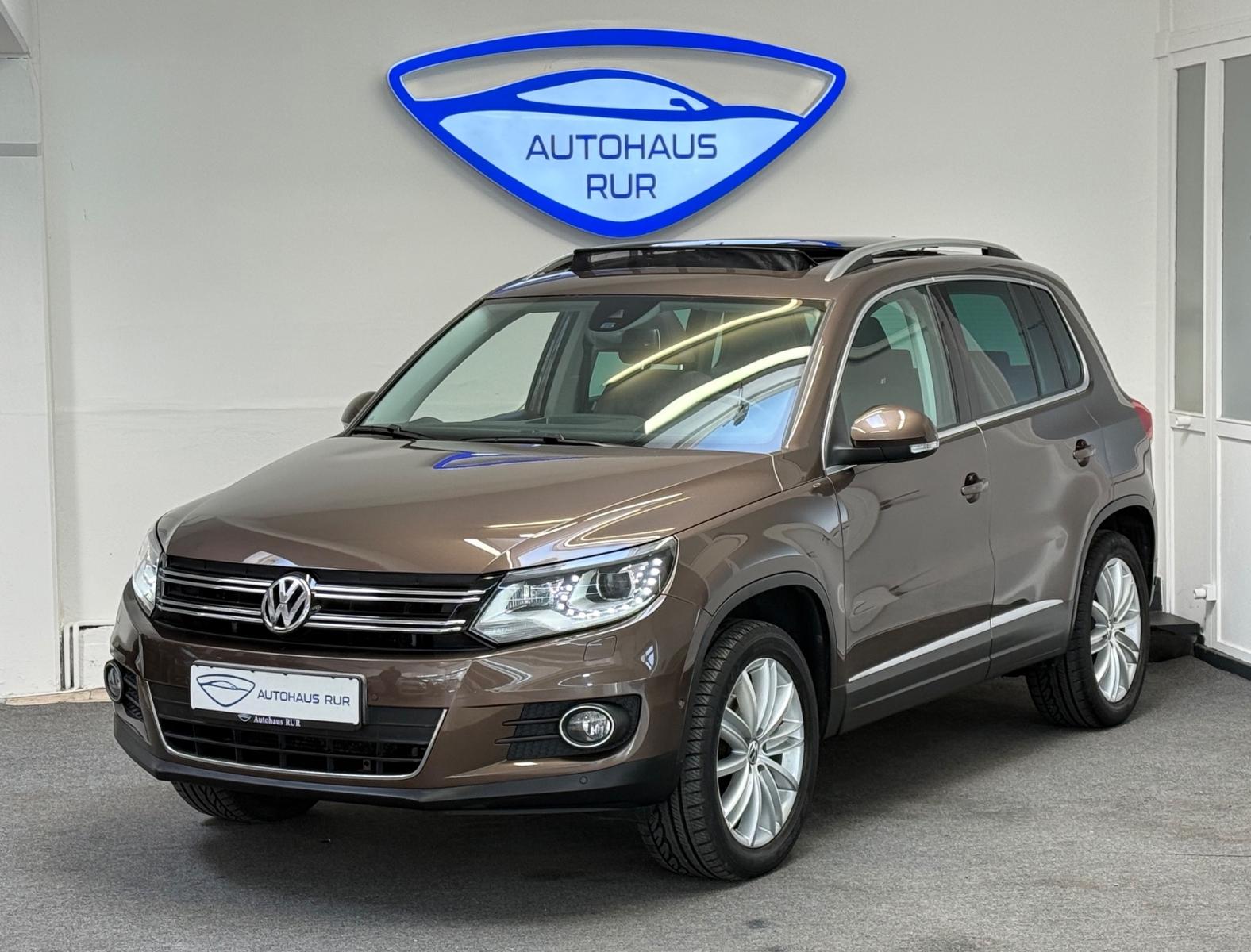 Volkswagen Tiguan Sport & Style 4Motion/Automatik/Pano/AHK