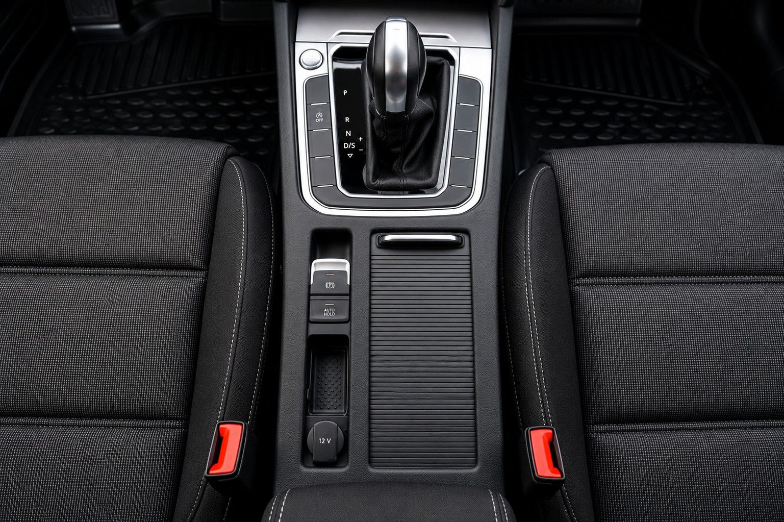 Volkswagen Passat Var. Comfortline 4motion DSG LED NAVI foto 11