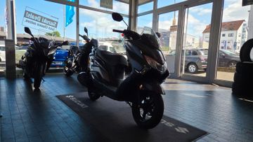 Suzuki Burgman 125