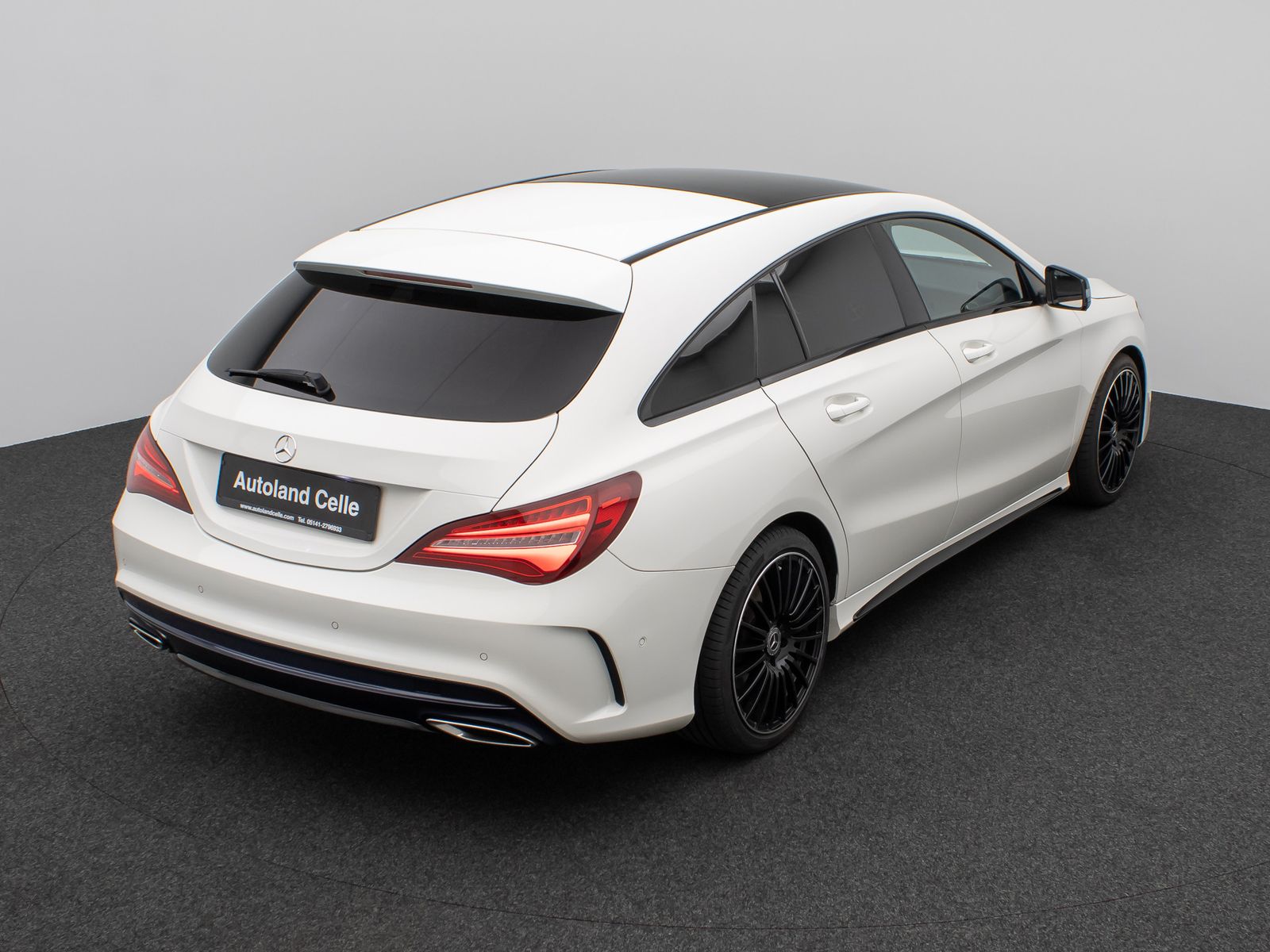 Fahrzeugabbildung Mercedes-Benz CLA 220 Shooting Brake /d 4Matic AMG Pano Standh