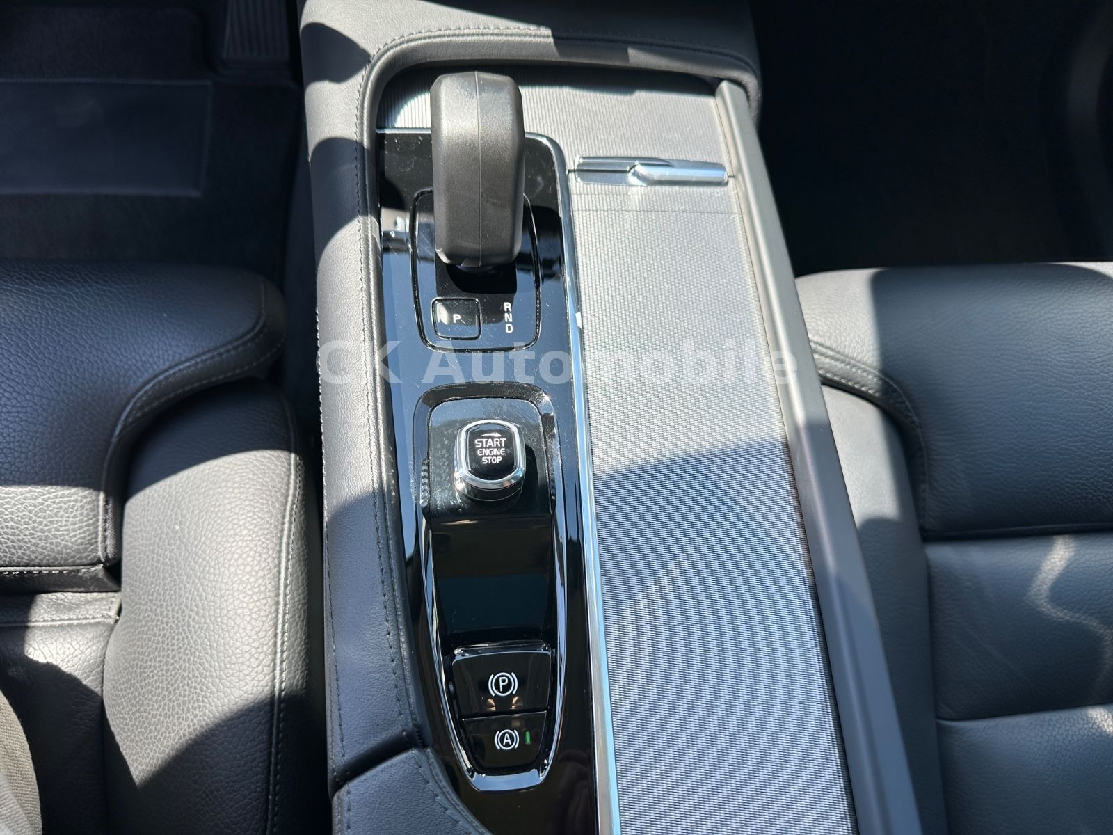 Fahrzeugabbildung Volvo XC90 B5 Plus Bright AWD 7Sitze/Navi/Pano/360°Kam