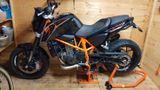 KTM 690 Duke, Akra, Remus - KTM DUKE 690 R