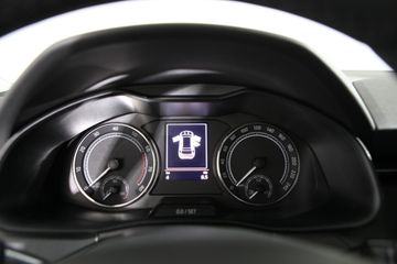 Skoda Kamiq 1.0 TSI Ambition *KLIMA*PDCHI*SHZ*TEL* ALU