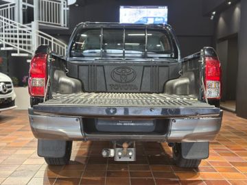Toyota Hilux - 5