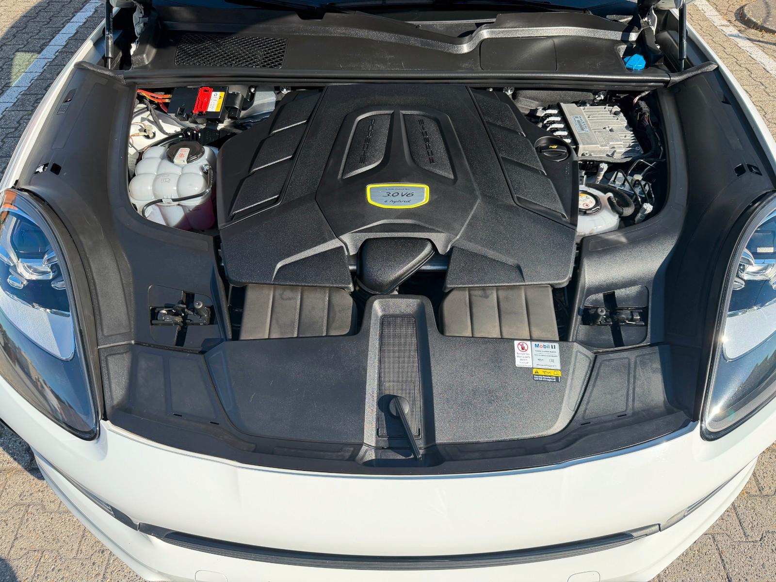 Porsche Cayenne COUPE E-Hybrid APPROVED SPORTABGAS PANO