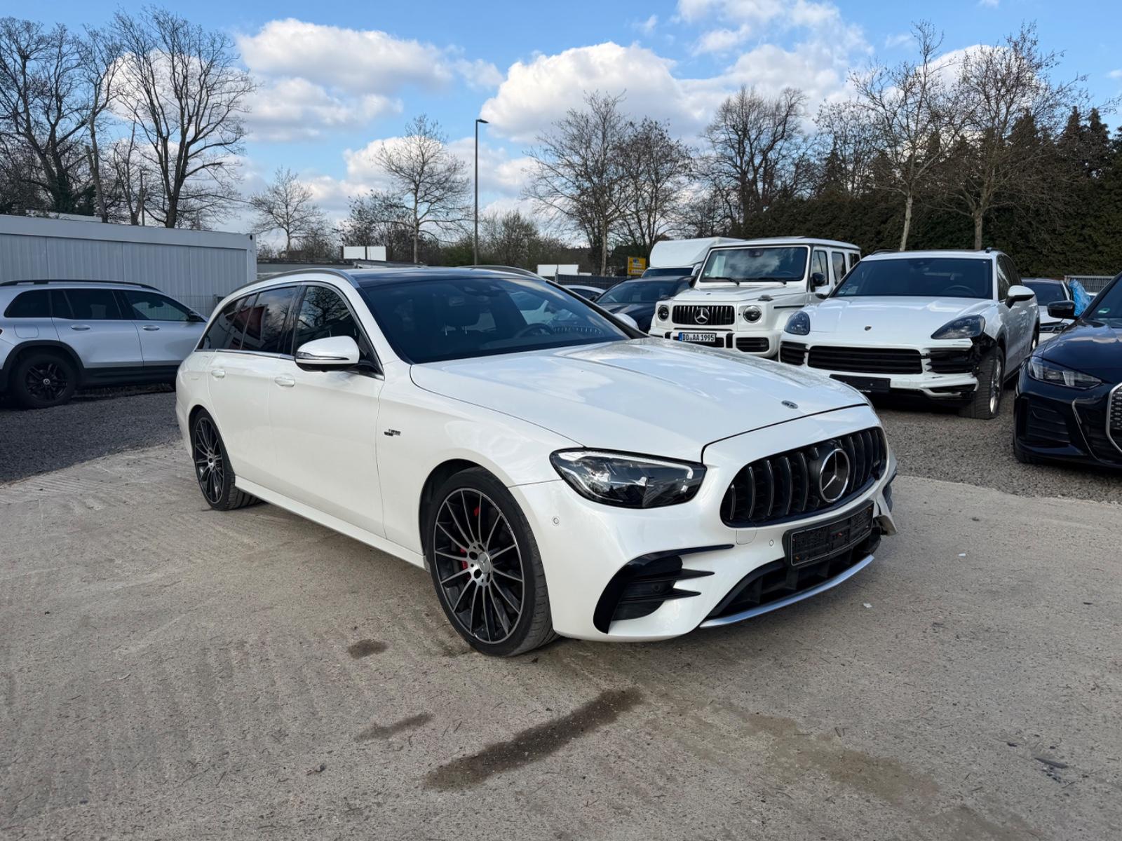 Mercedes-Benz E 53 AMG 4Matic+ Pano 360° AHK