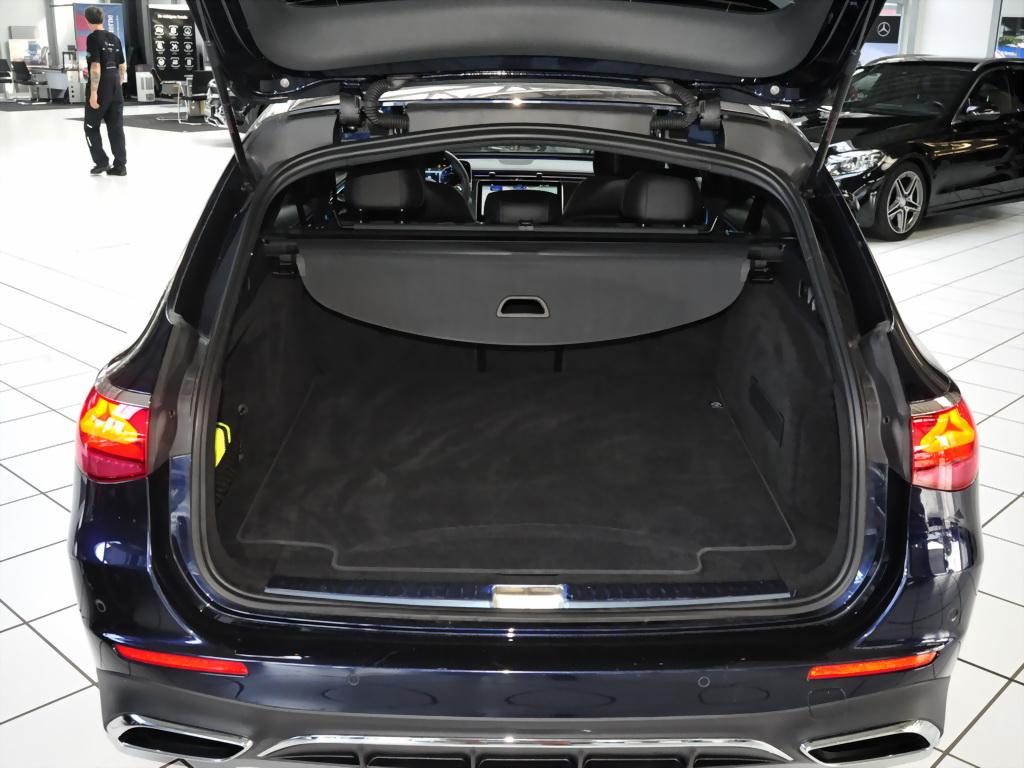 Mercedes-Benz E 220 d T AMG AHK MBUX SHZ LED